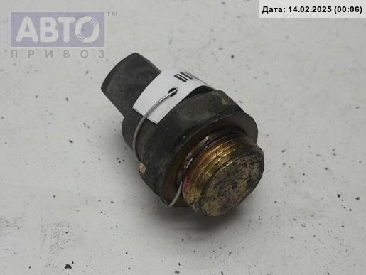 Датчик температуры к Volkswagen Passat 1997