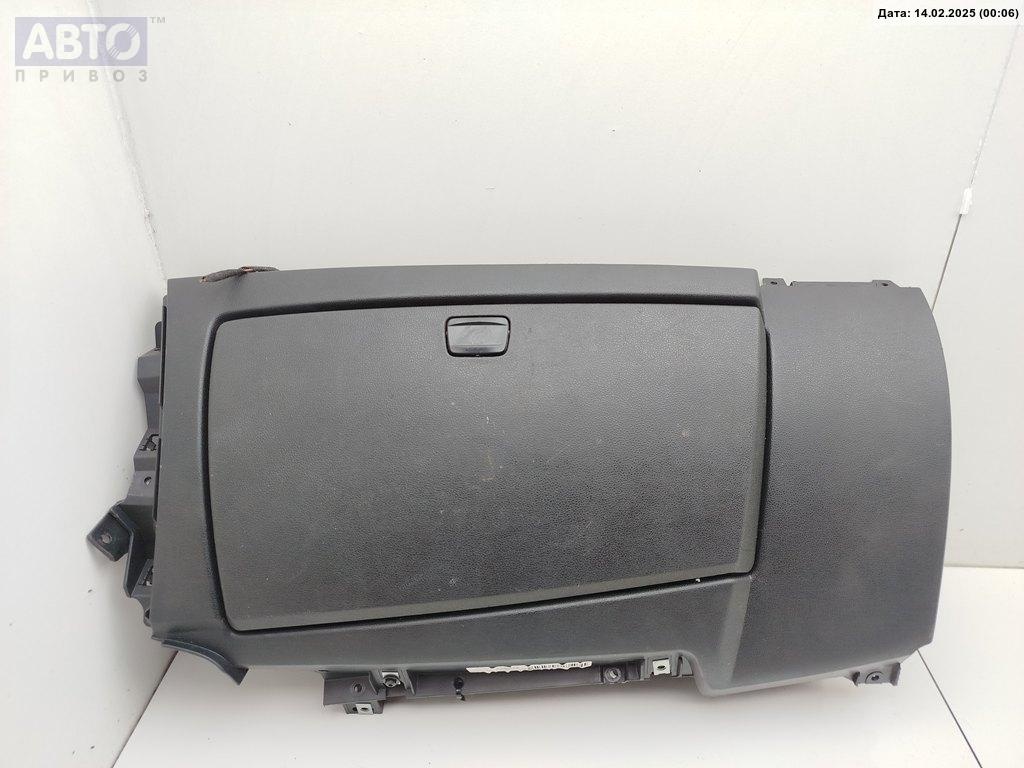Бардачок к BMW 1 series 2007