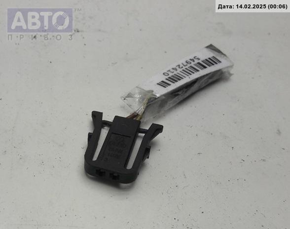 Разъем AUX / USB к Volkswagen Passat 2004