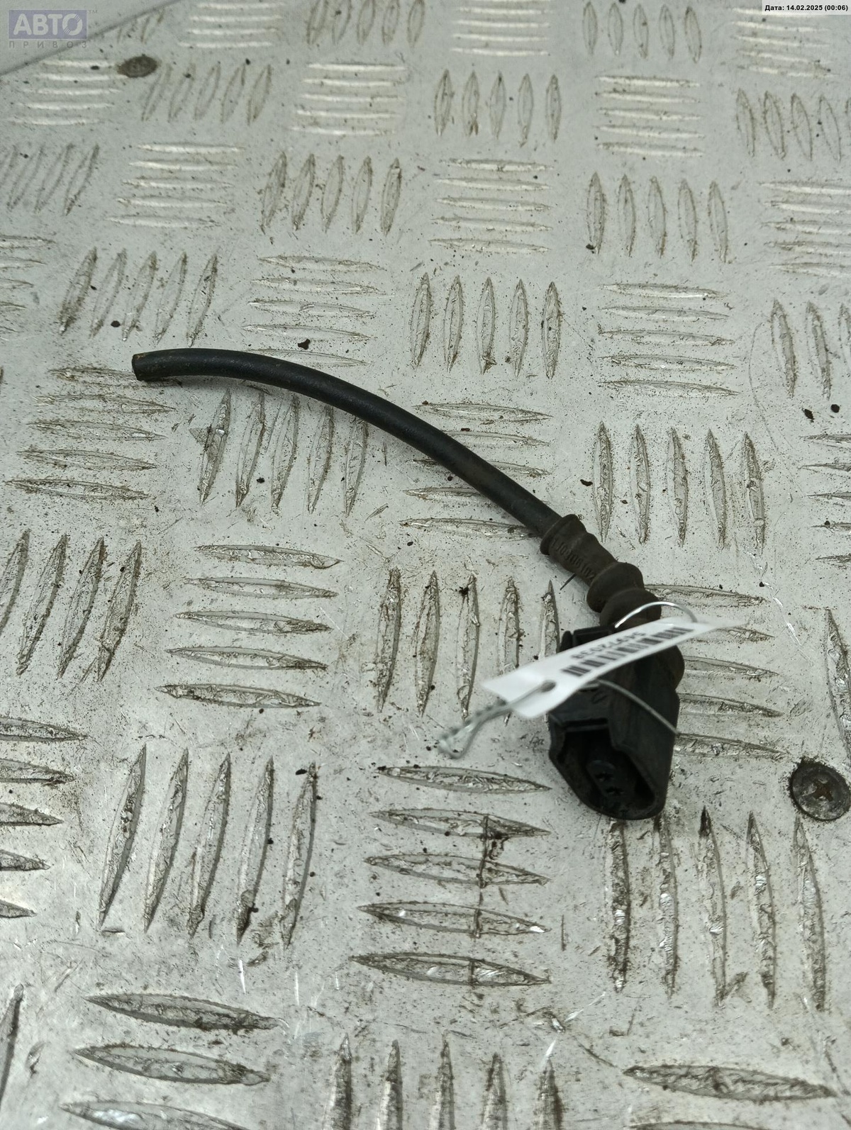Разъем AUX / USB к Volkswagen Touran 2004
