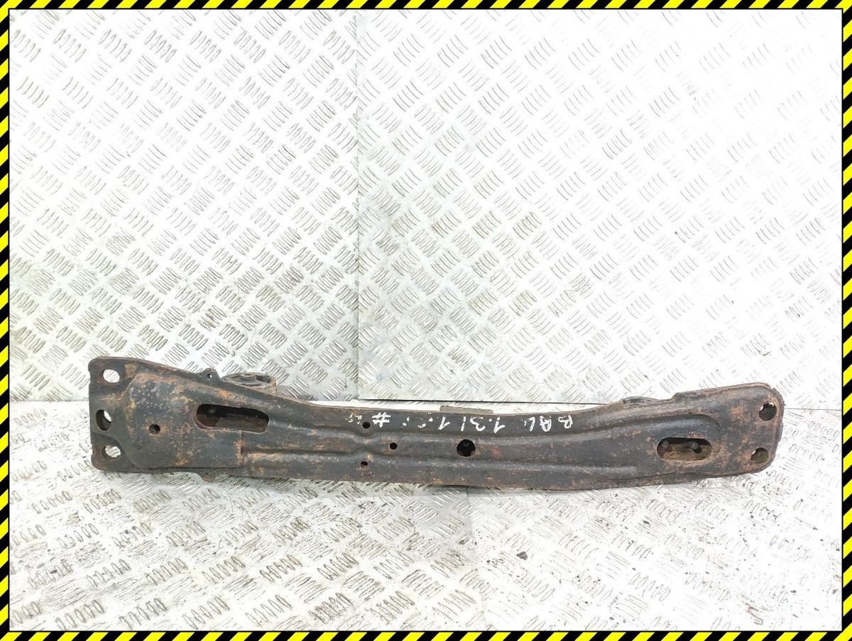 Балка под КПП к Suzuki Baleno 1996