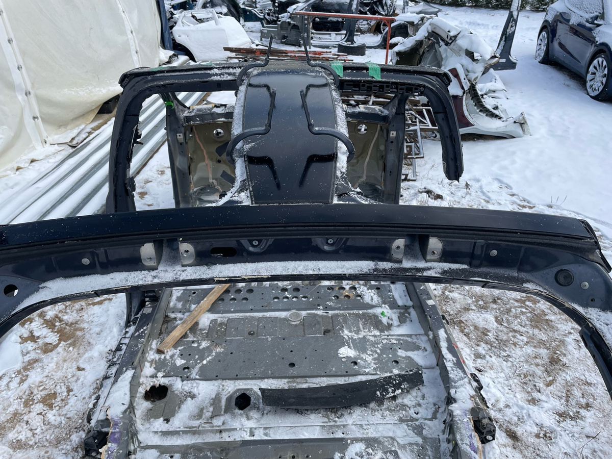 Молдинг крыши к Tesla Model X 2018