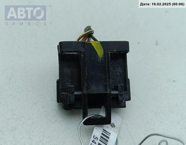 Разъем AUX / USB к Opel Zafira 2005