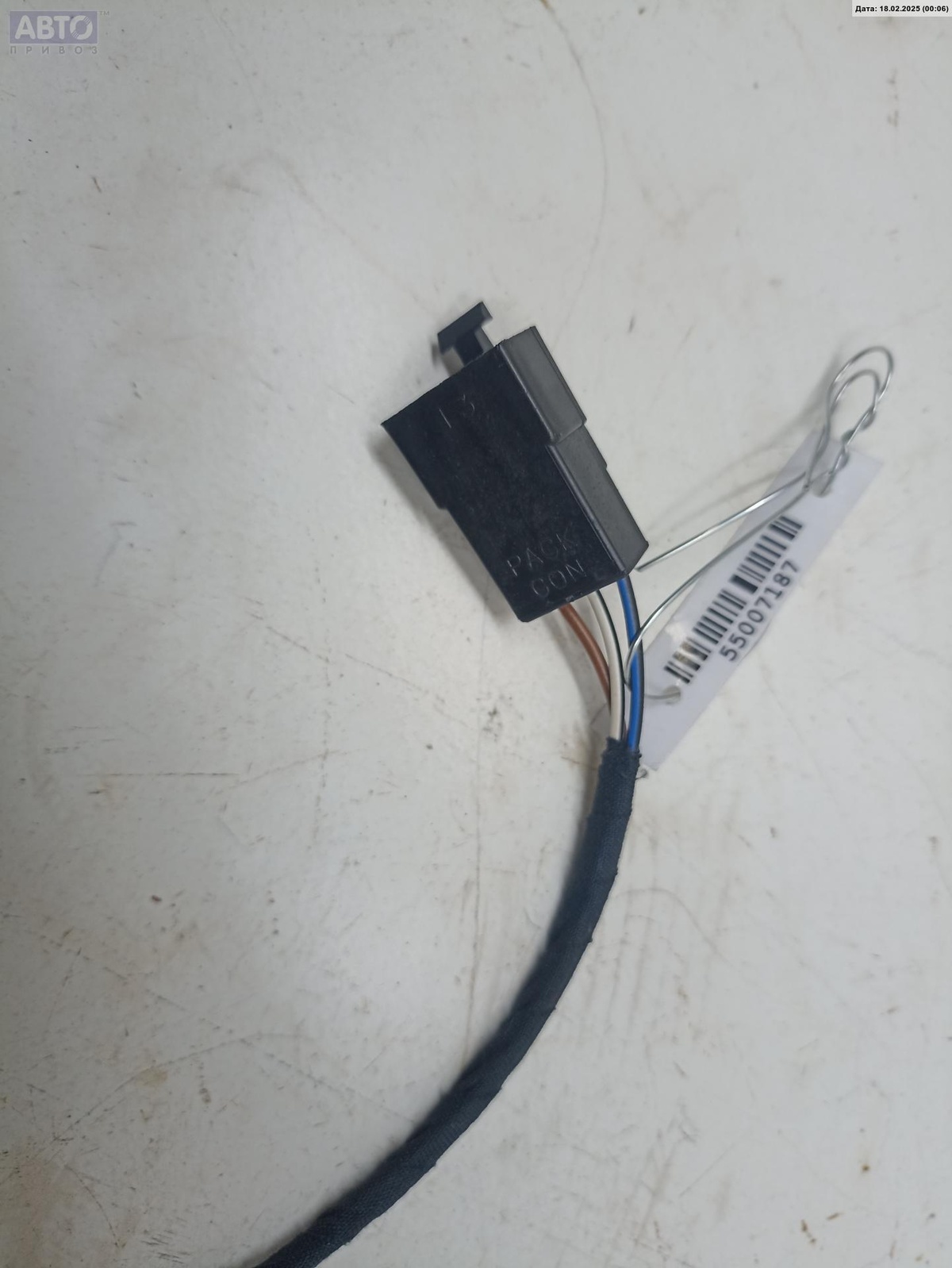 Разъем AUX / USB к Opel Omega 2000