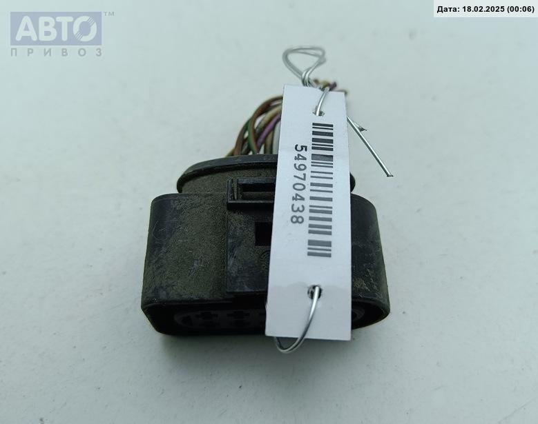 Разъем AUX / USB к Volkswagen Passat 2002