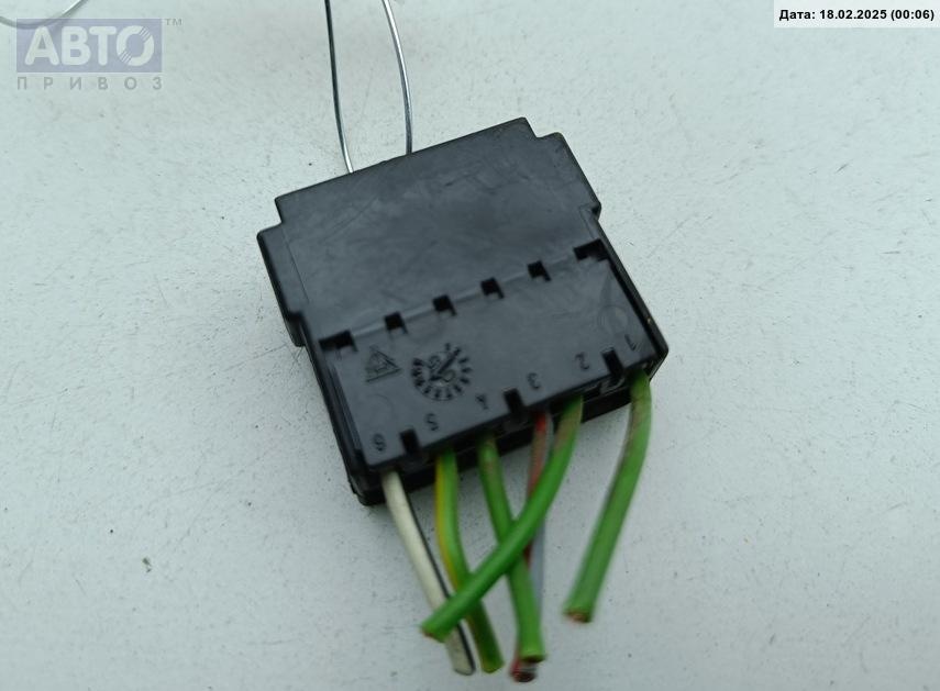 Разъем AUX / USB к Opel Meriva 2005