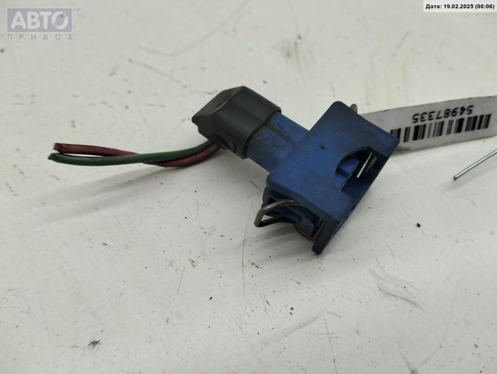 Разъем AUX / USB к Volkswagen Passat 1995