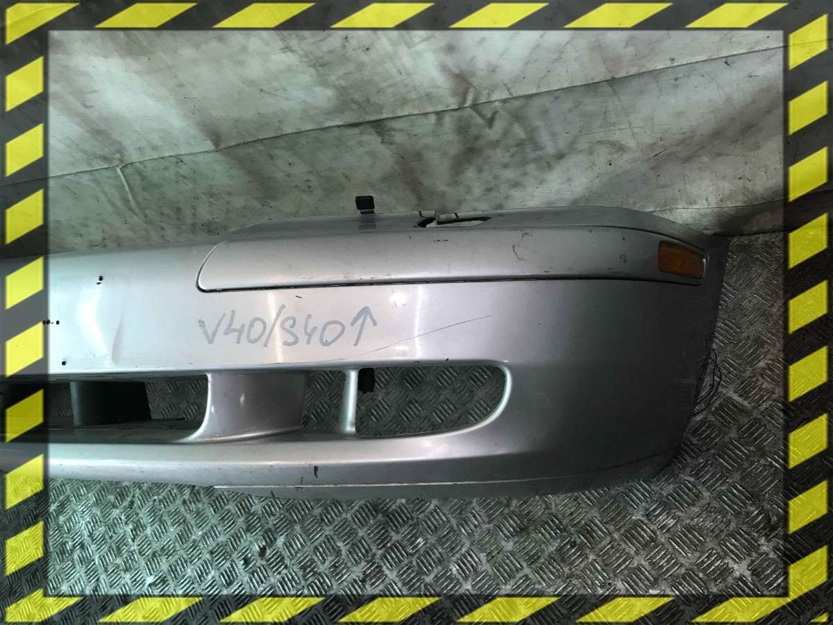 Бампер передний к Volvo V40 2002