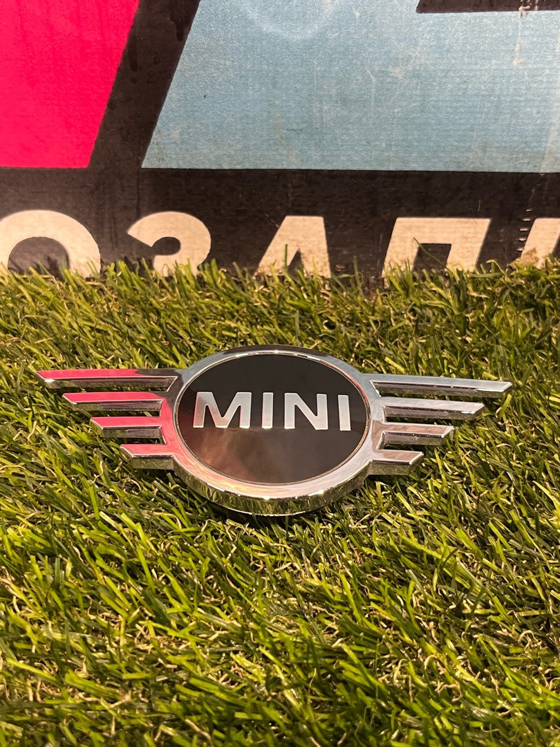 Эмблема к MINI Cabrio 2021