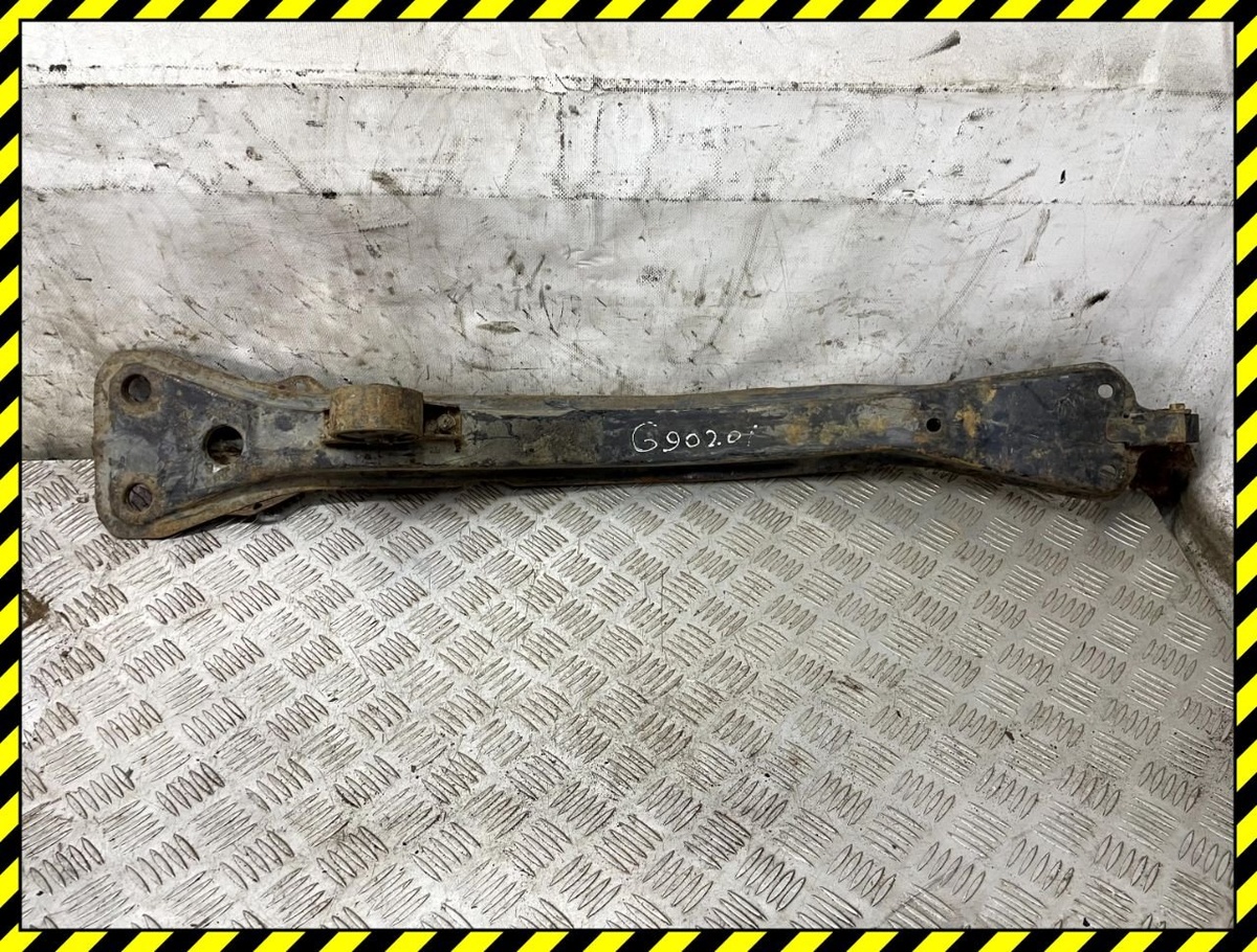 Балка под КПП к Mitsubishi Galant 1990