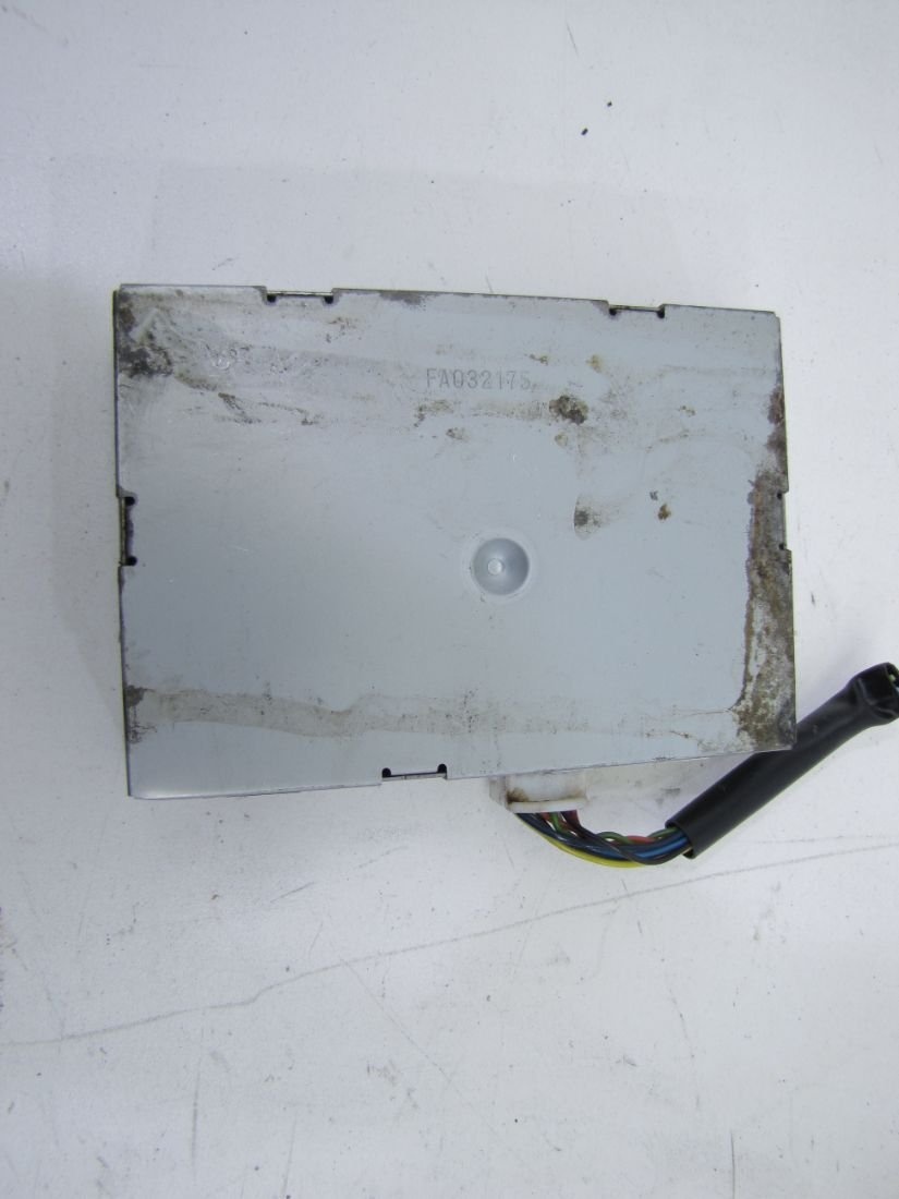 Блок управления USB к Toyota Prius 2009