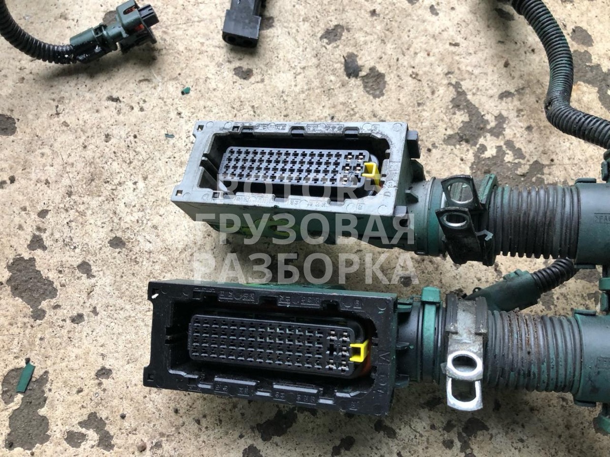 Проводка двигателя к Volvo A6 2011