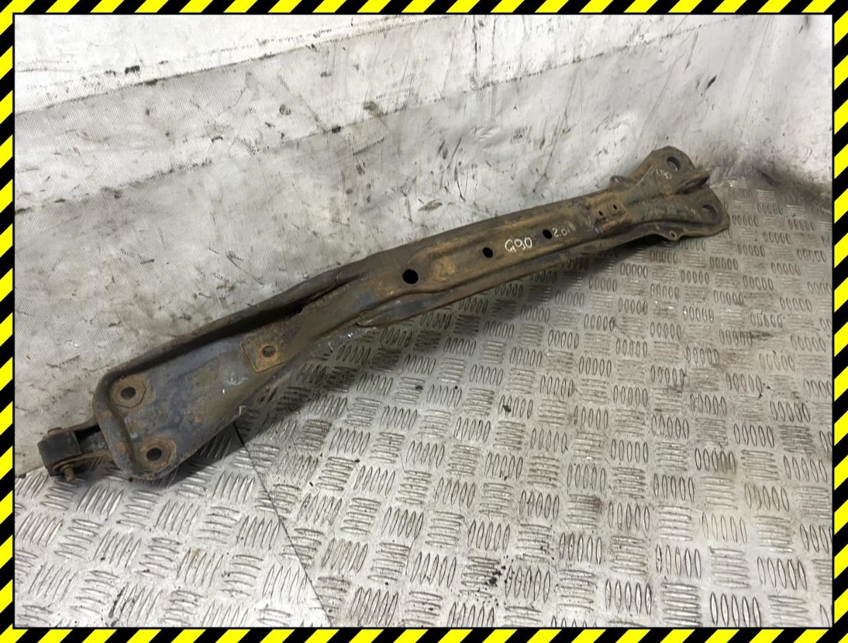 Балка под КПП к Mitsubishi Galant 1990