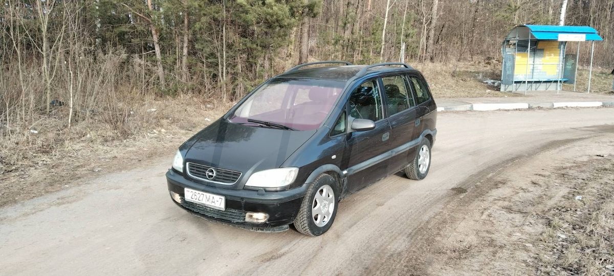 Opel Zafira A, 2000