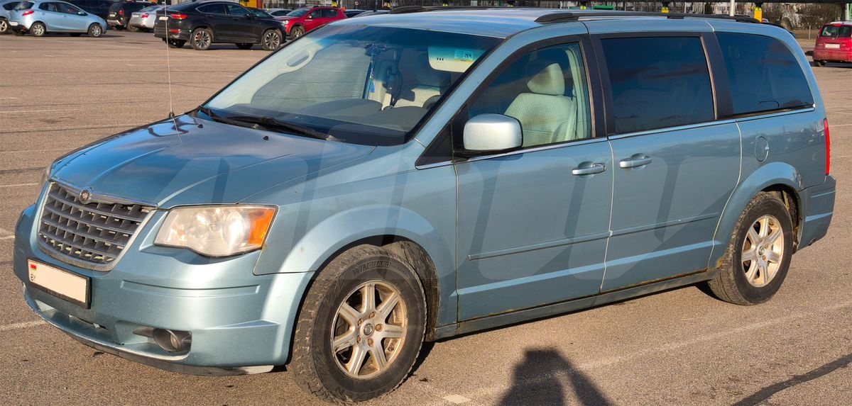 Подбор и доставка Chrysler Town & Country (Крайслер Таун Кантри)