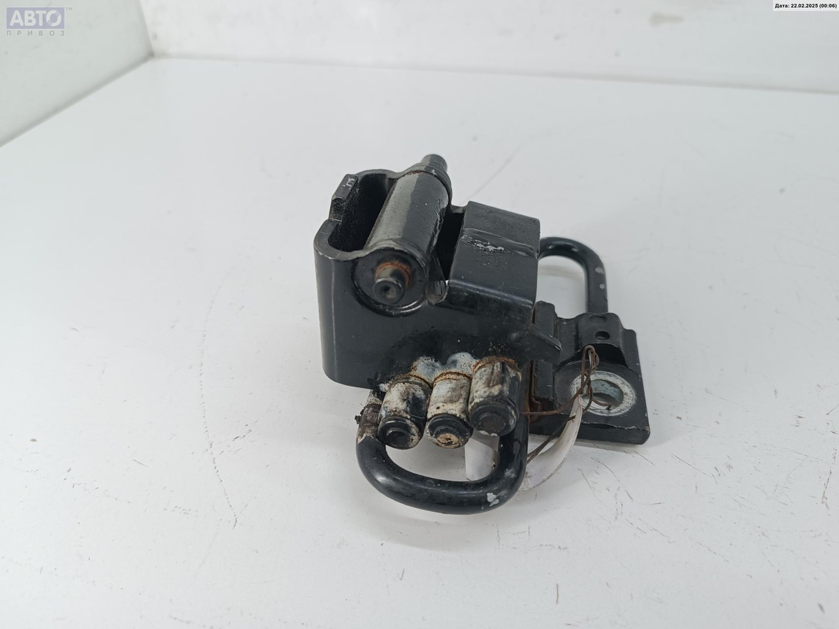 Петля двери к Audi A3 2007