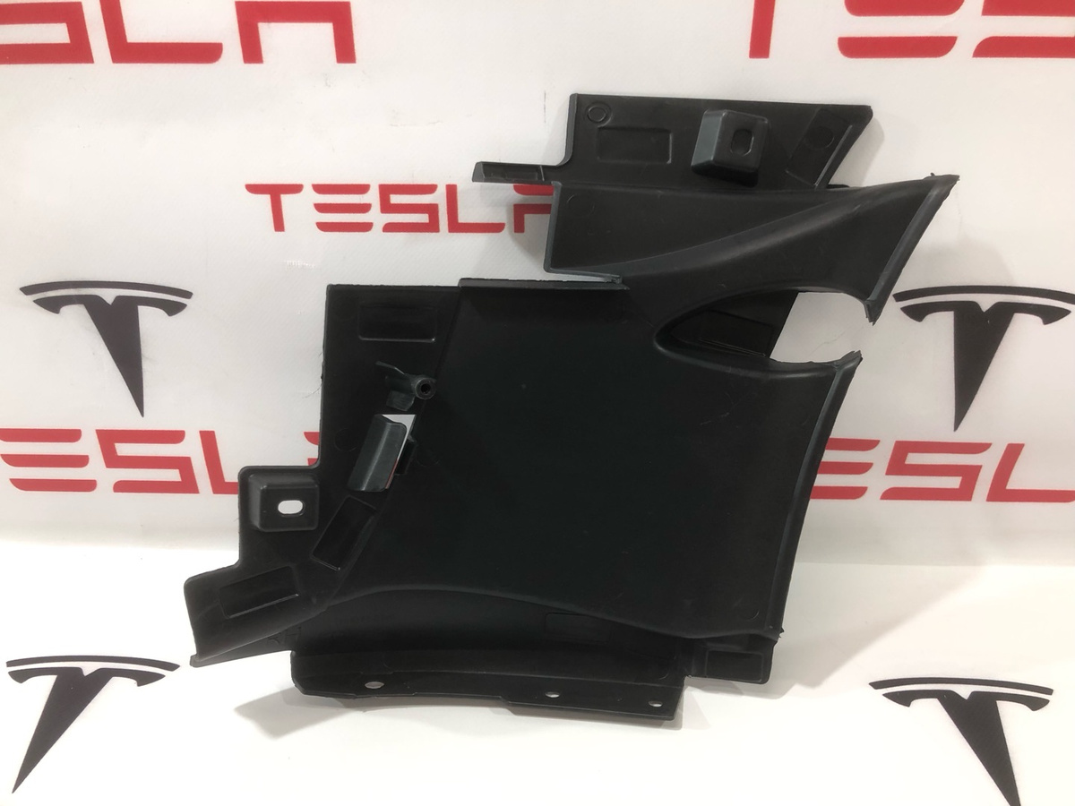 Воздухозаборник к Tesla Model X 2023