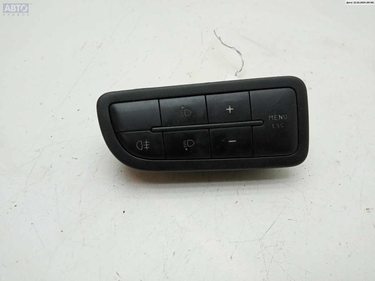 Кнопка противотуманных фар к Fiat Linea 2008
