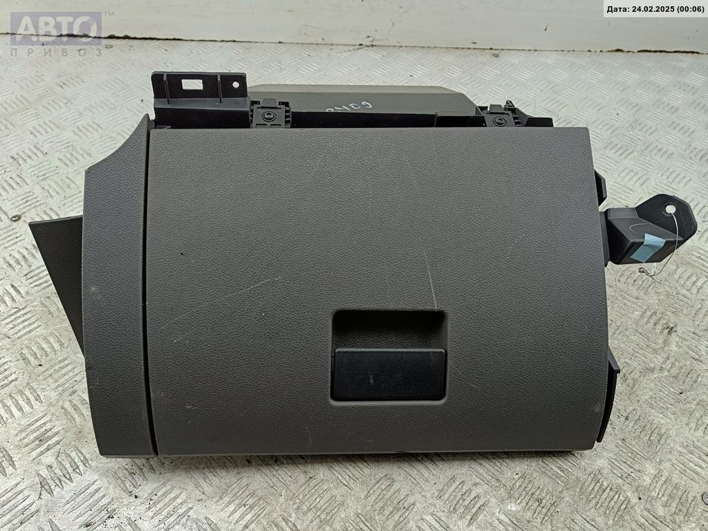 Бардачок к Ford C-MAX 2004