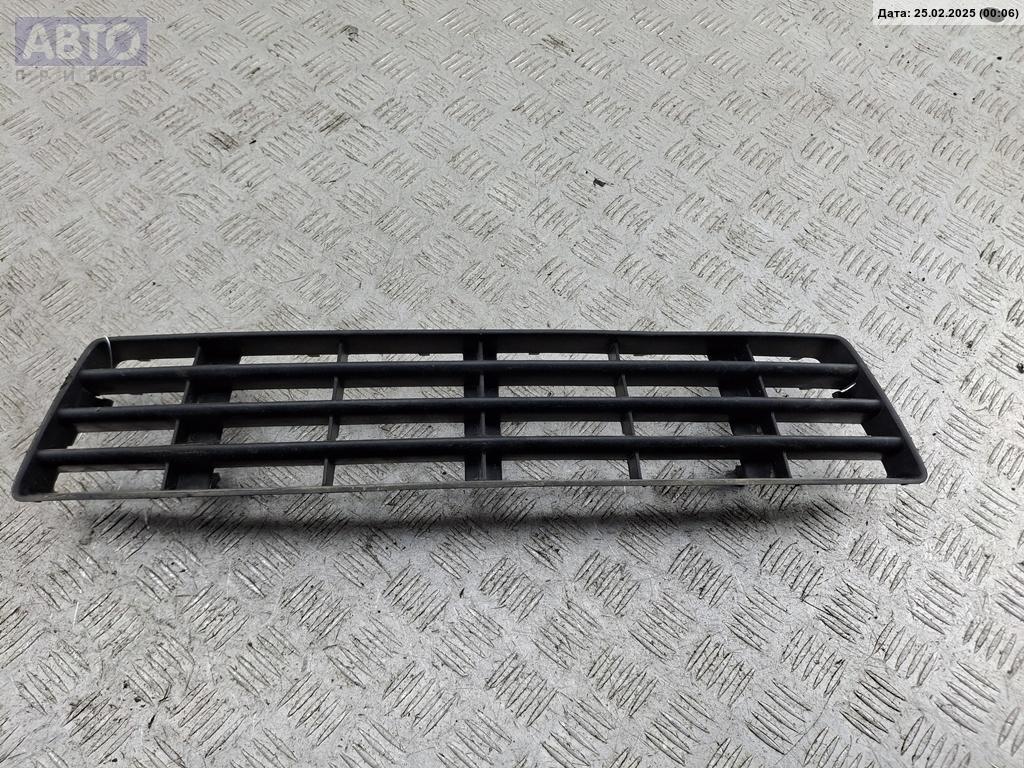 Решетка бампера к Audi A6 1998