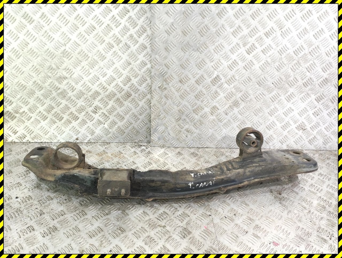 Балка под КПП к Toyota Camry 1995