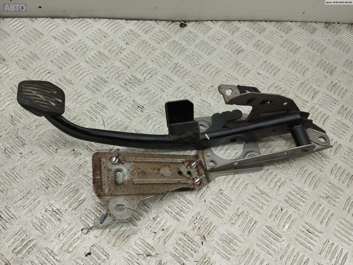 Педаль тормоза к Ford Focus 2006