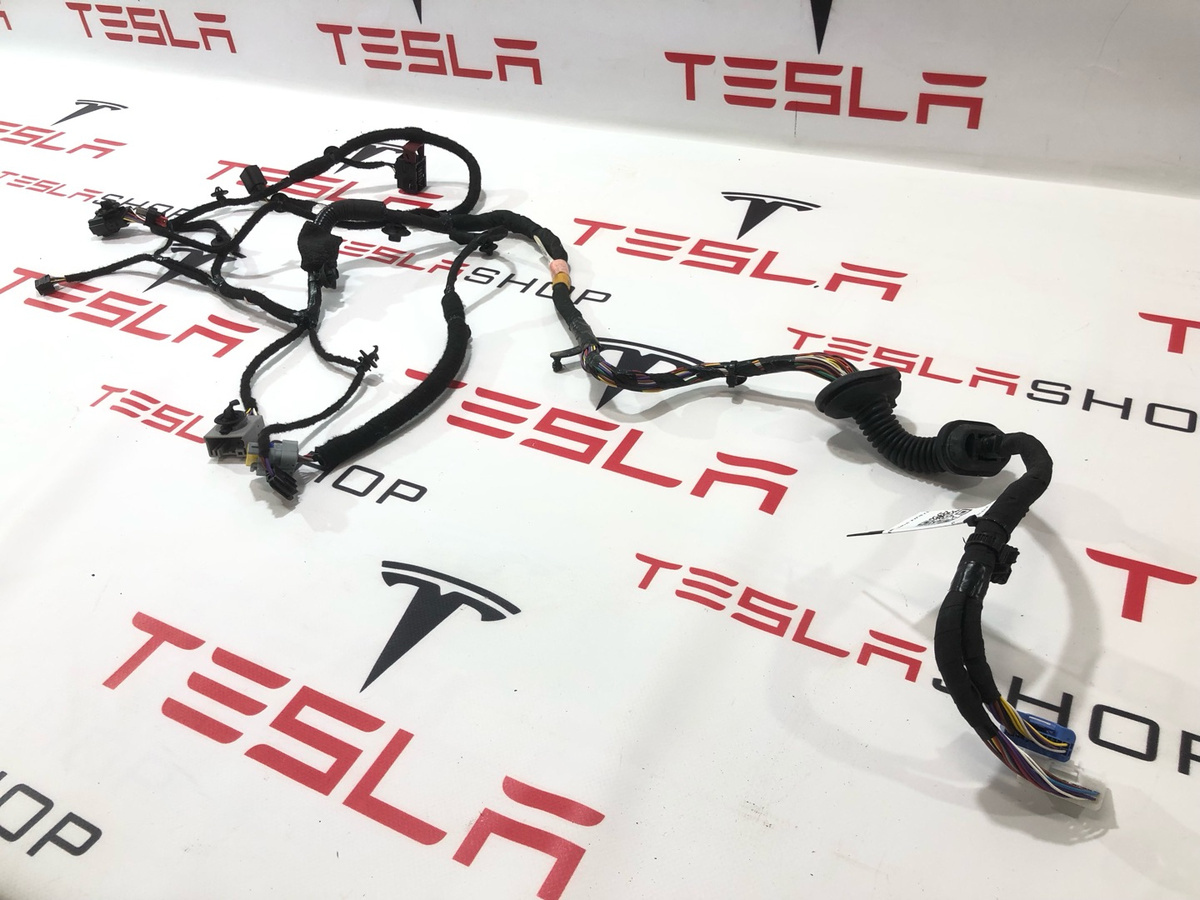Проводка двери к Tesla Model S 2021