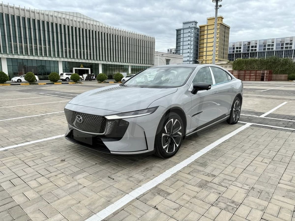 Mazda EZ-6 I, 2024