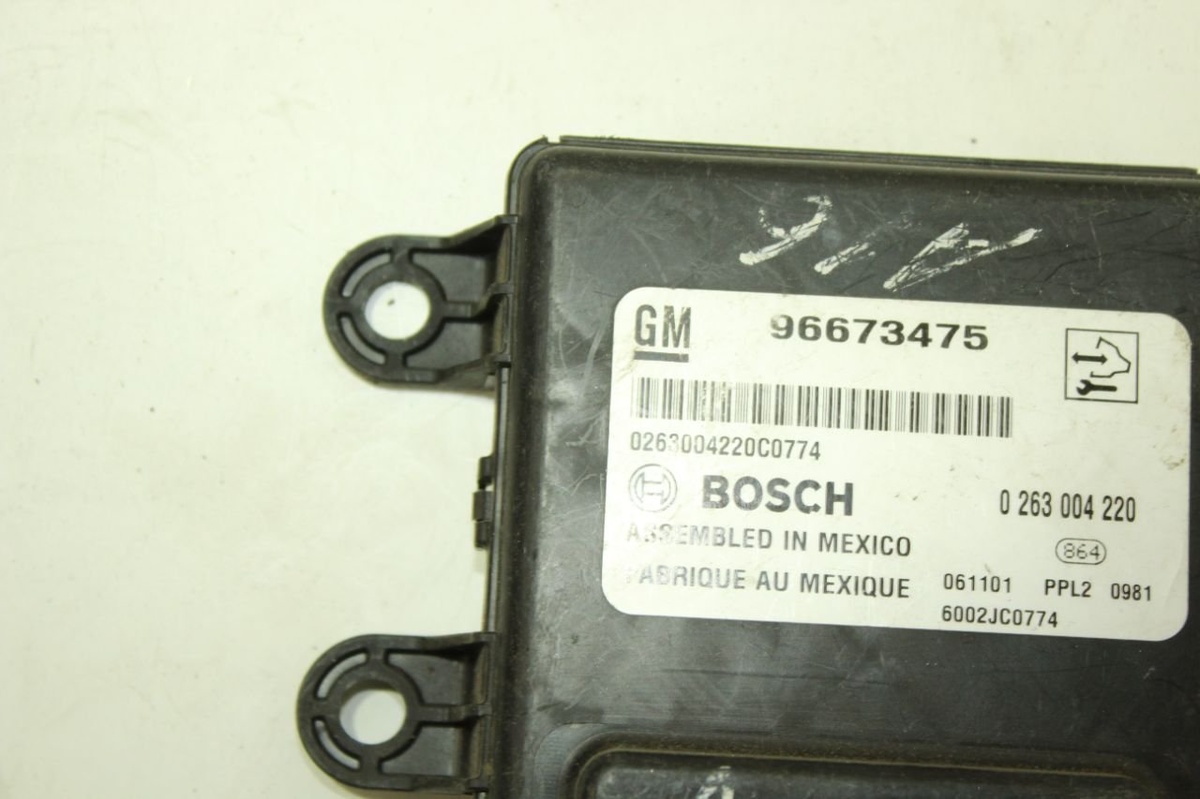 Блок управления парктрониками к Chevrolet Captiva 2007