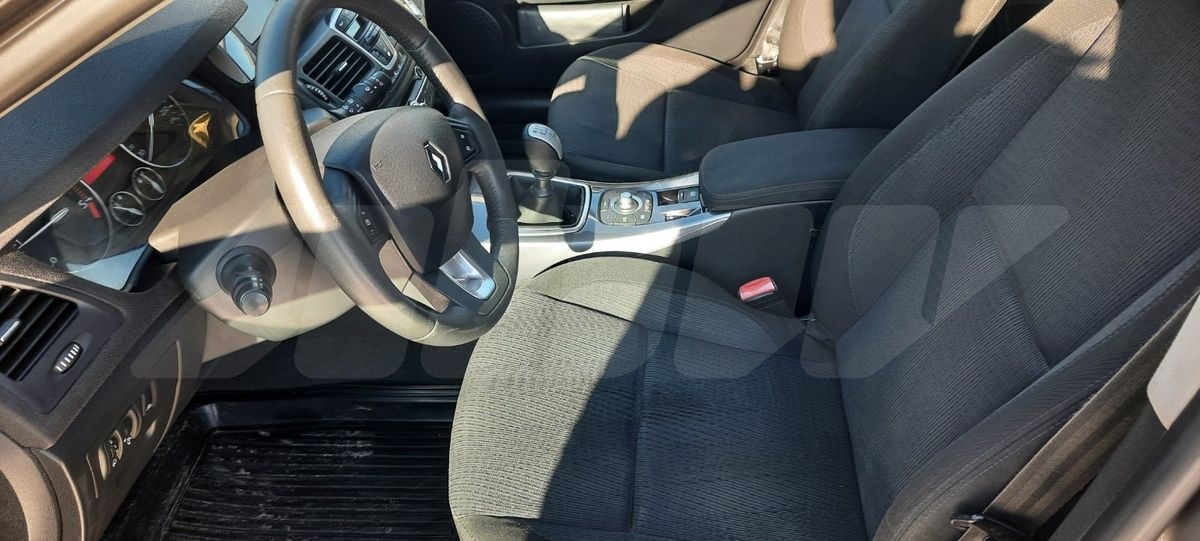 Renault Laguna III, 2010