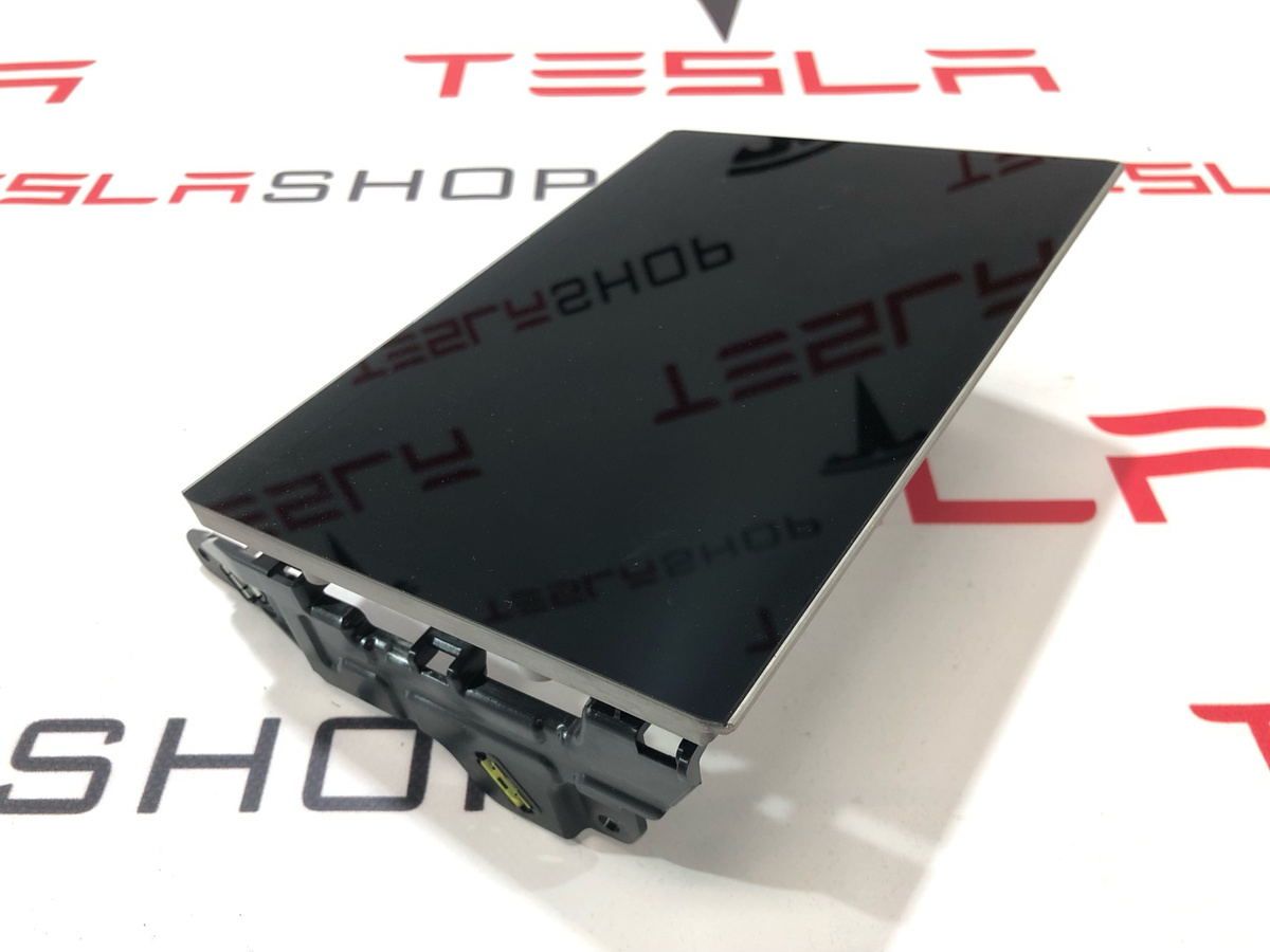 Монитор к Tesla Model S 2021