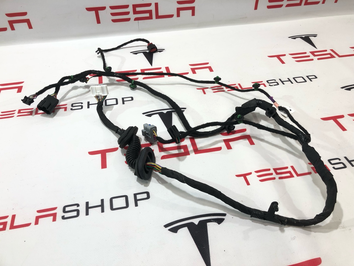 Проводка двери к Tesla Model S 2021