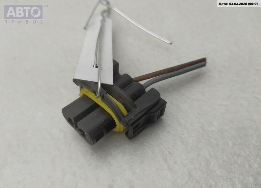 Разъем AUX / USB к Mercedes-Benz E-klasse 2003