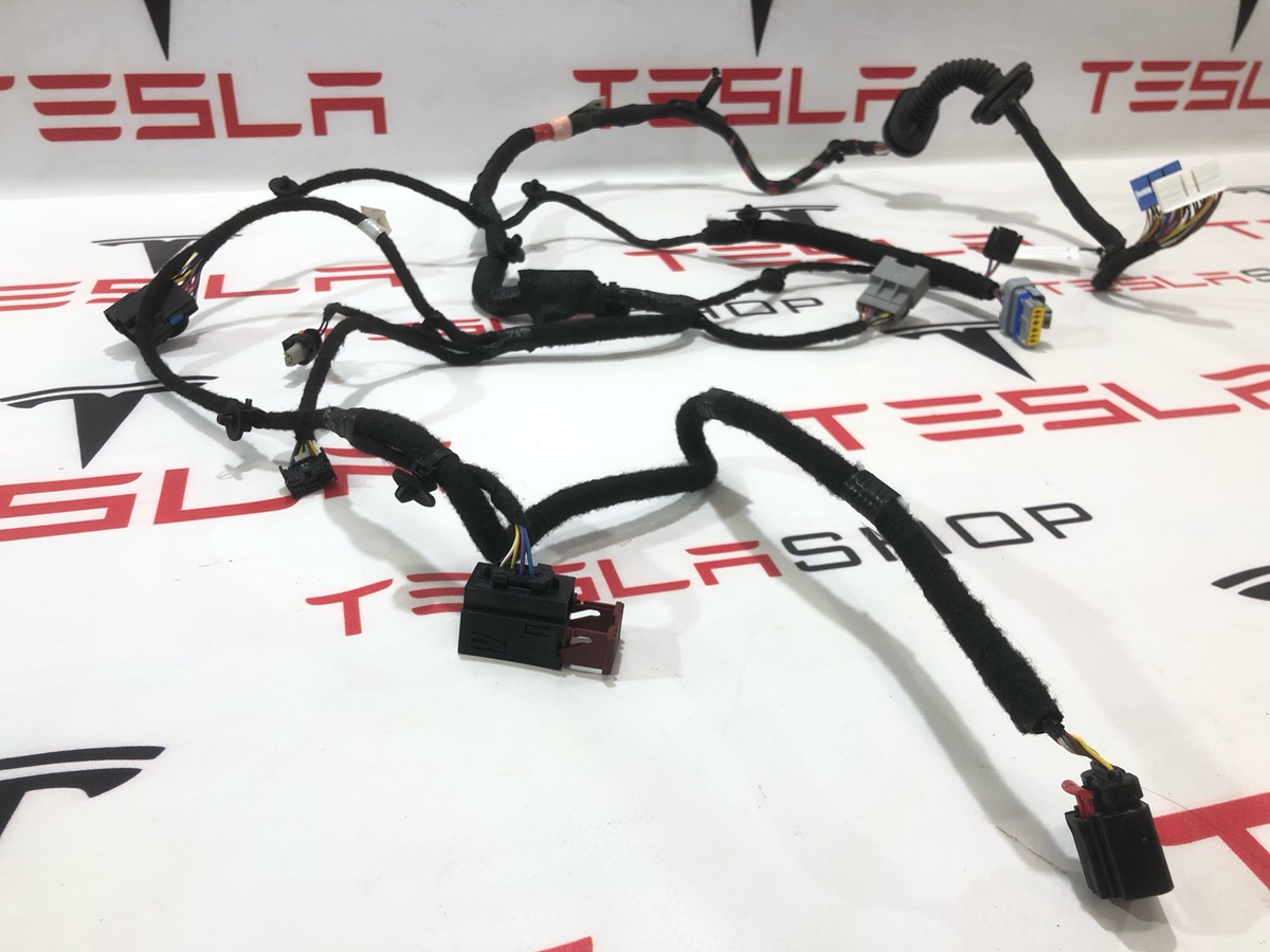Проводка двери к Tesla Model S 2021