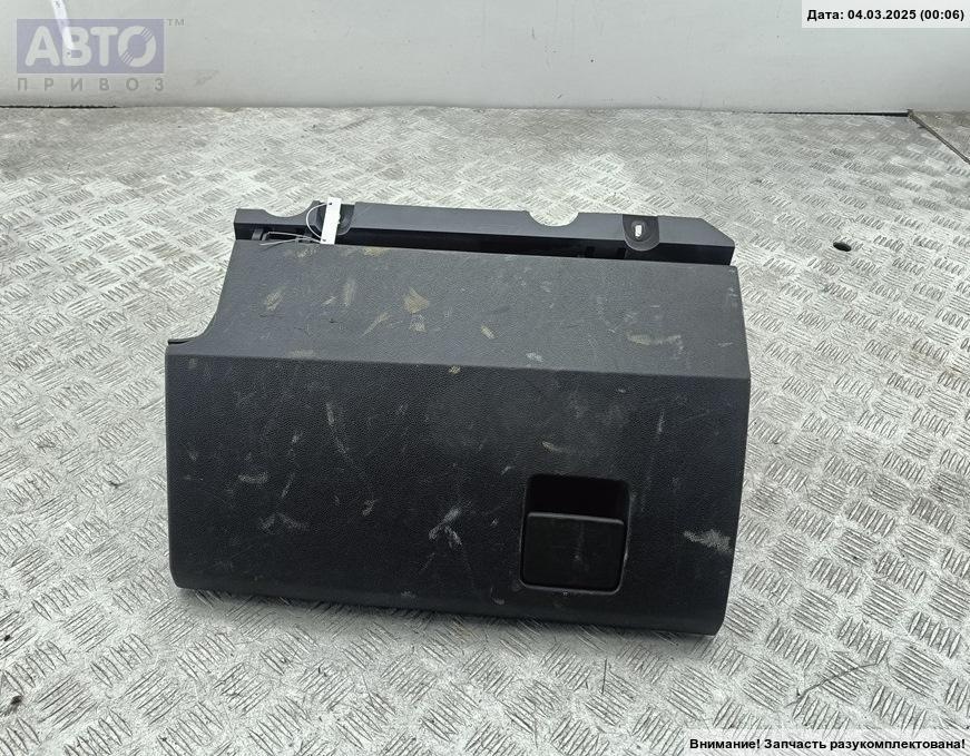 Бардачок к Opel Zafira 2006