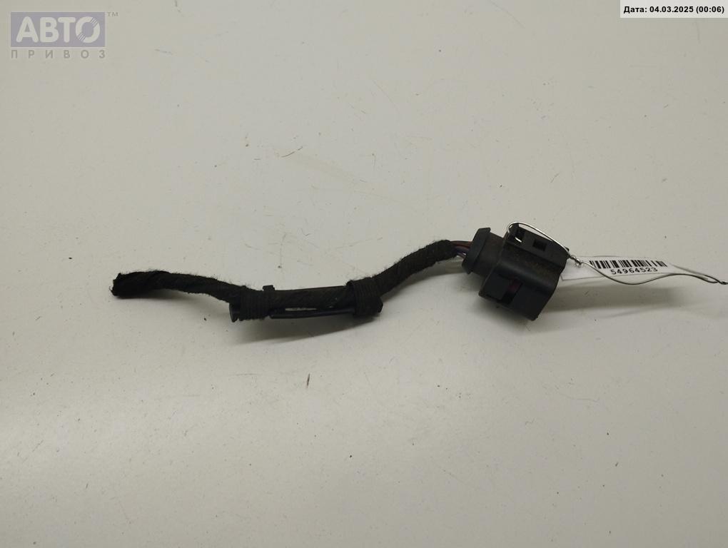 Разъем AUX / USB к Audi A6 1998