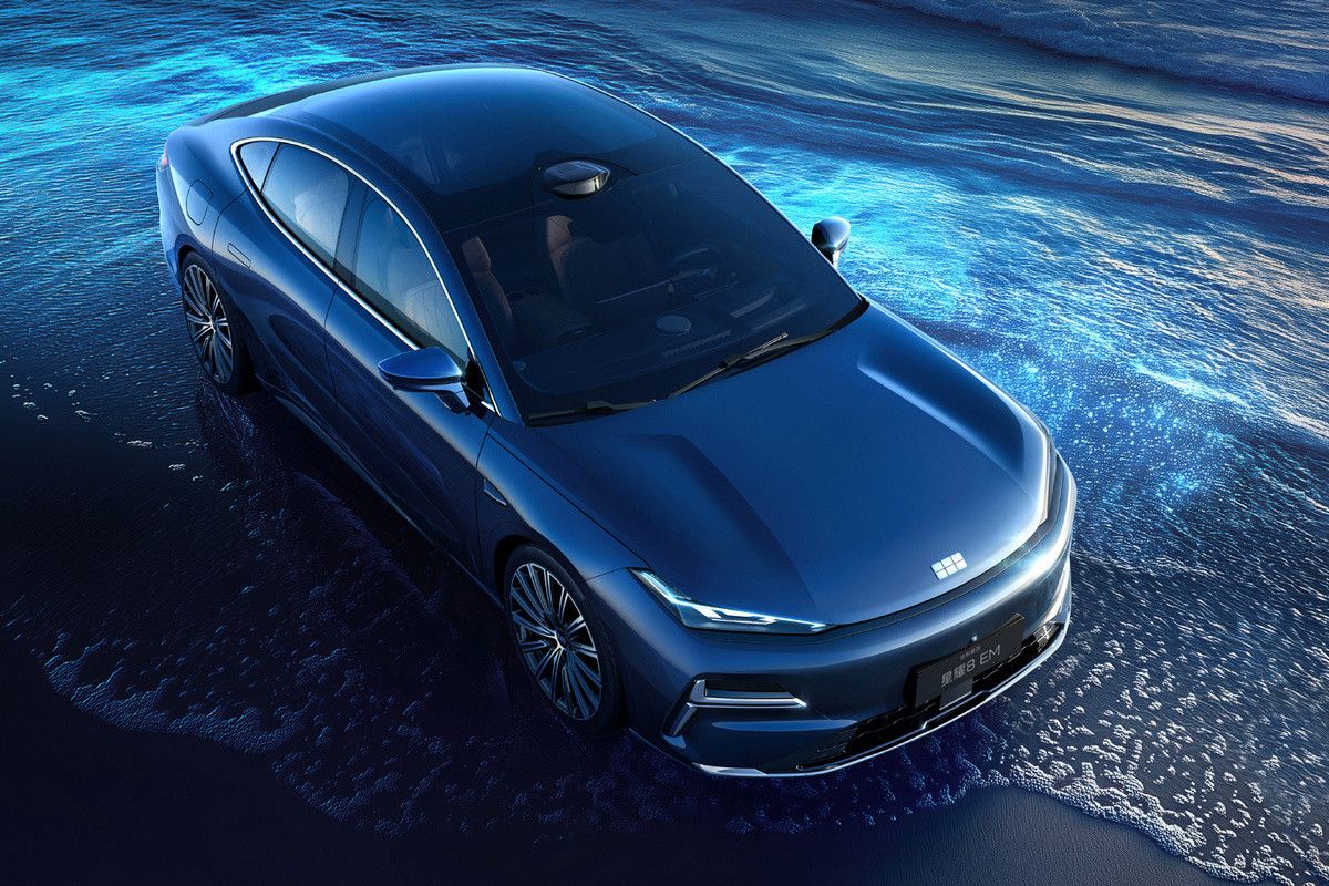 В Китае показан гибридный седан Geely Galaxy Starshine 8 EM