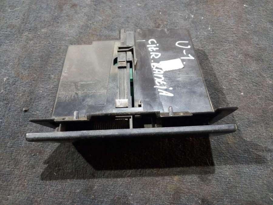 Пепельница к Citroen Xantia 1996