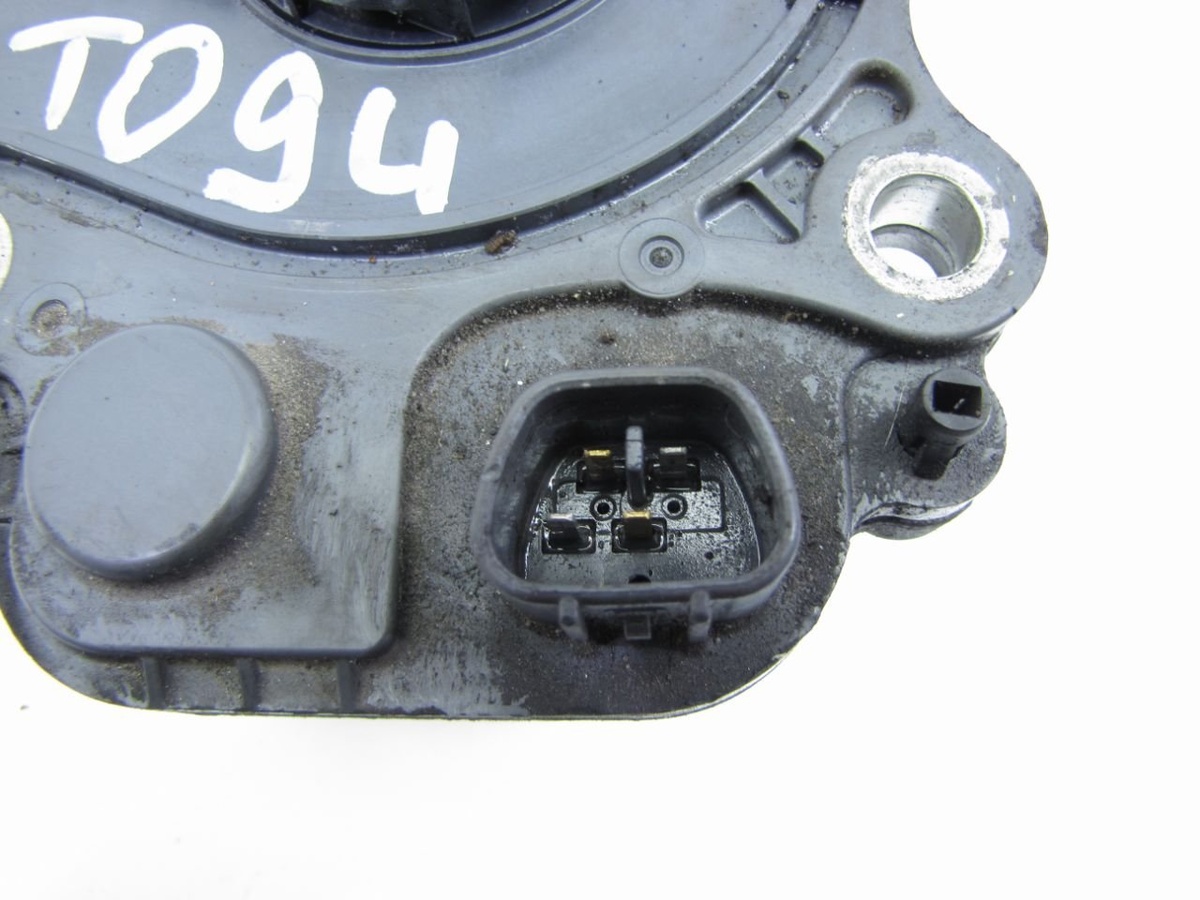 Помпа к Toyota Auris 2009