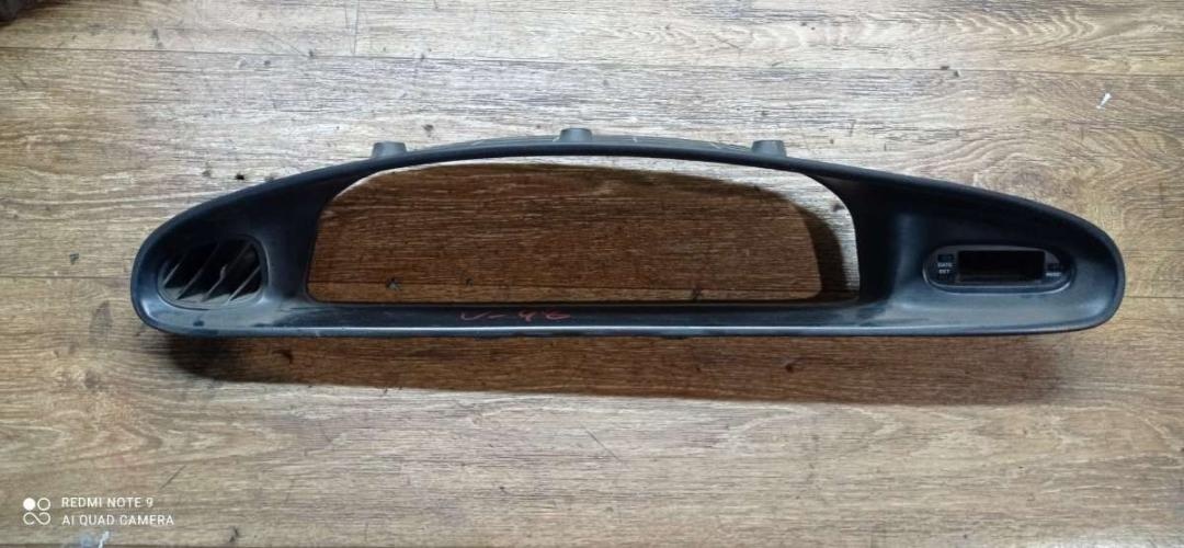 Кожух панели приборов к Mazda 626 1996
