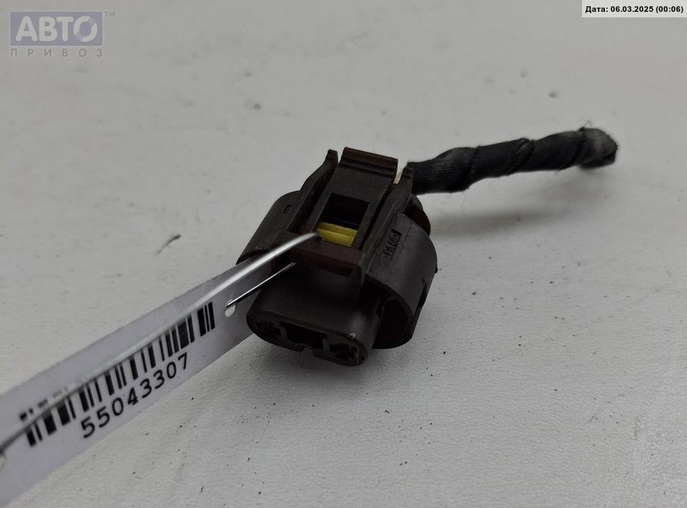 Разъем AUX / USB к Mercedes-Benz E-klasse 2003