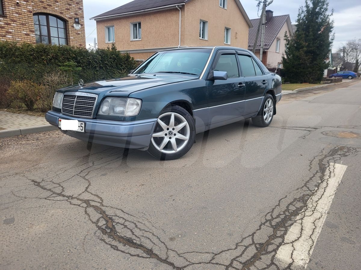 Mercedes-Benz E-klasse I (W124), 1995