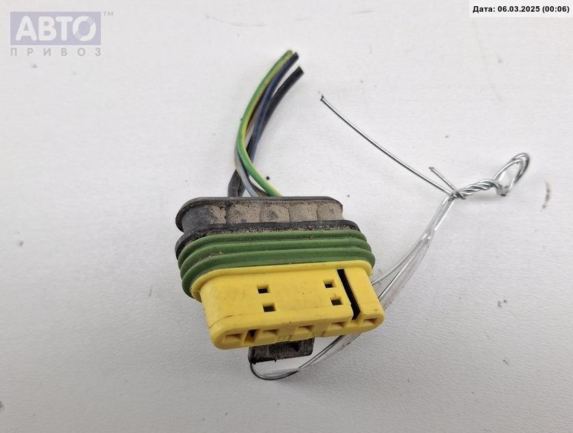 Разъем AUX / USB к Fiat Linea 2008