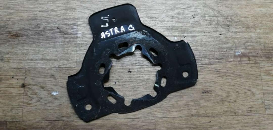 Кожух к Opel Astra 2000