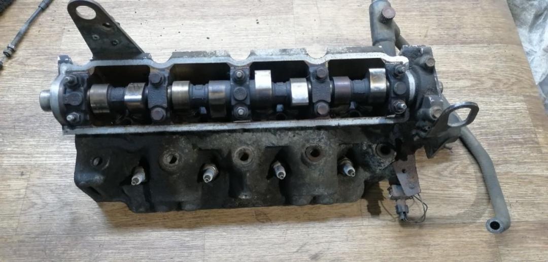 Головка блока цилиндров к Volvo 460 1994