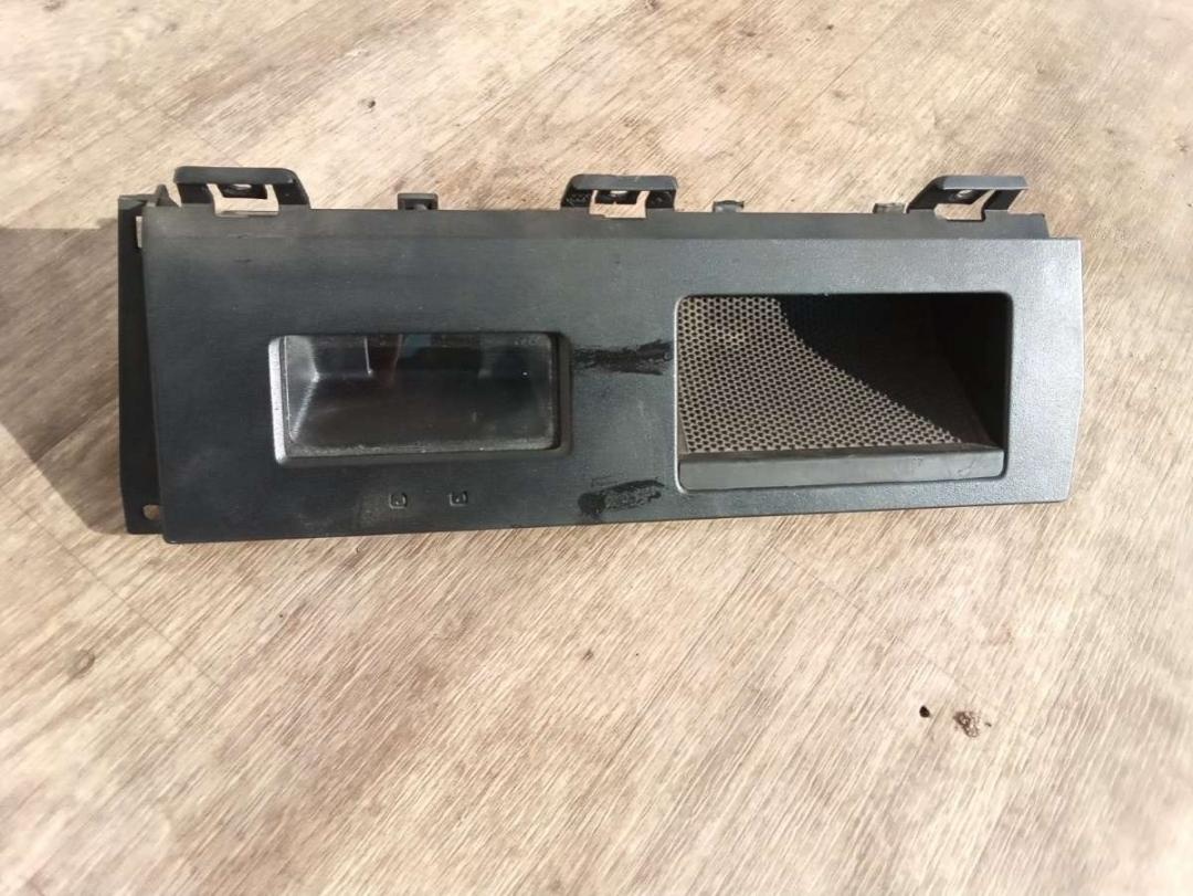 Часы к Renault Safrane 1995