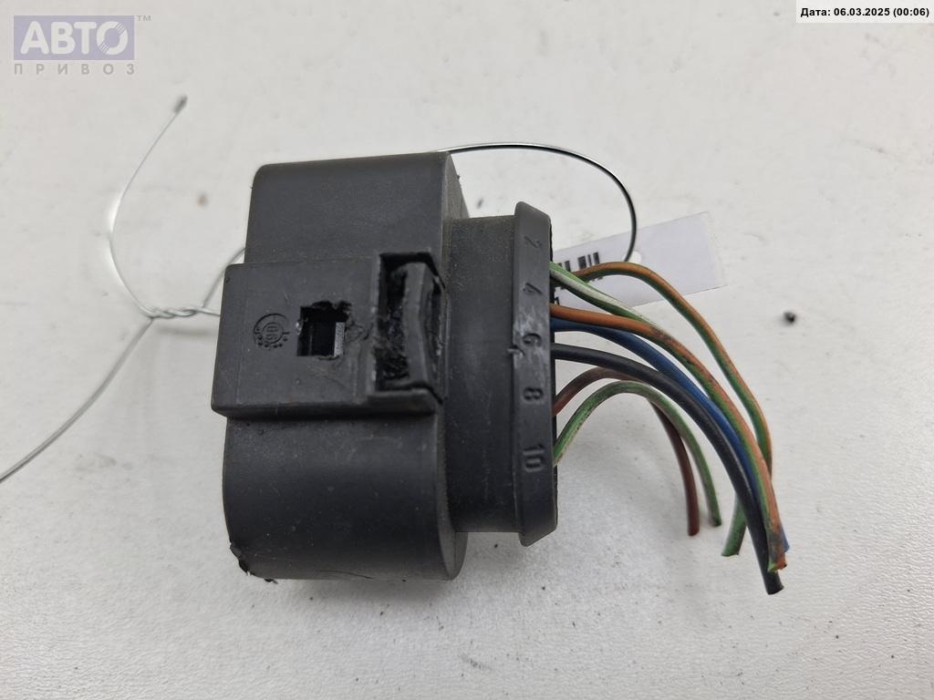 Разъем AUX / USB к Ford Focus 2006