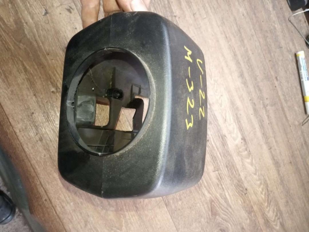 Кожух рулевой колонки к Mazda 323 1996