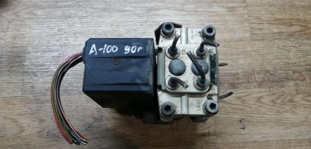 Блок ABS к Audi 80 1990