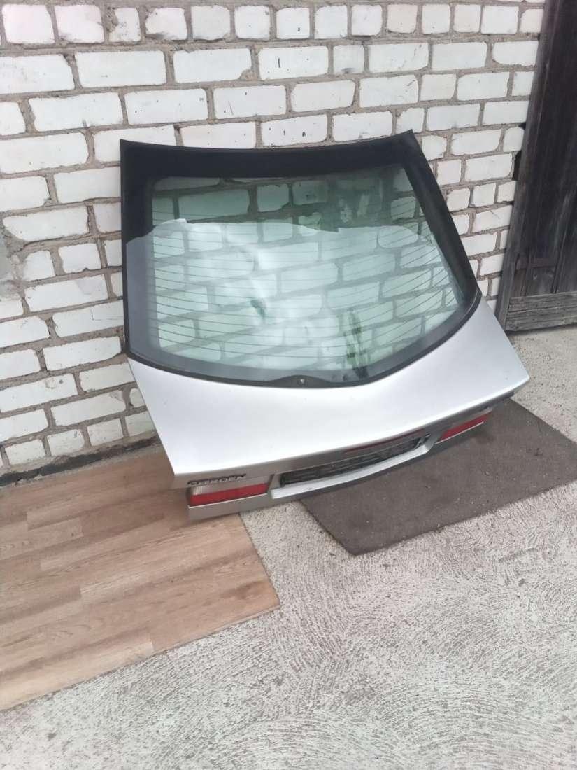 Стекло заднее к Citroen Xantia 1998